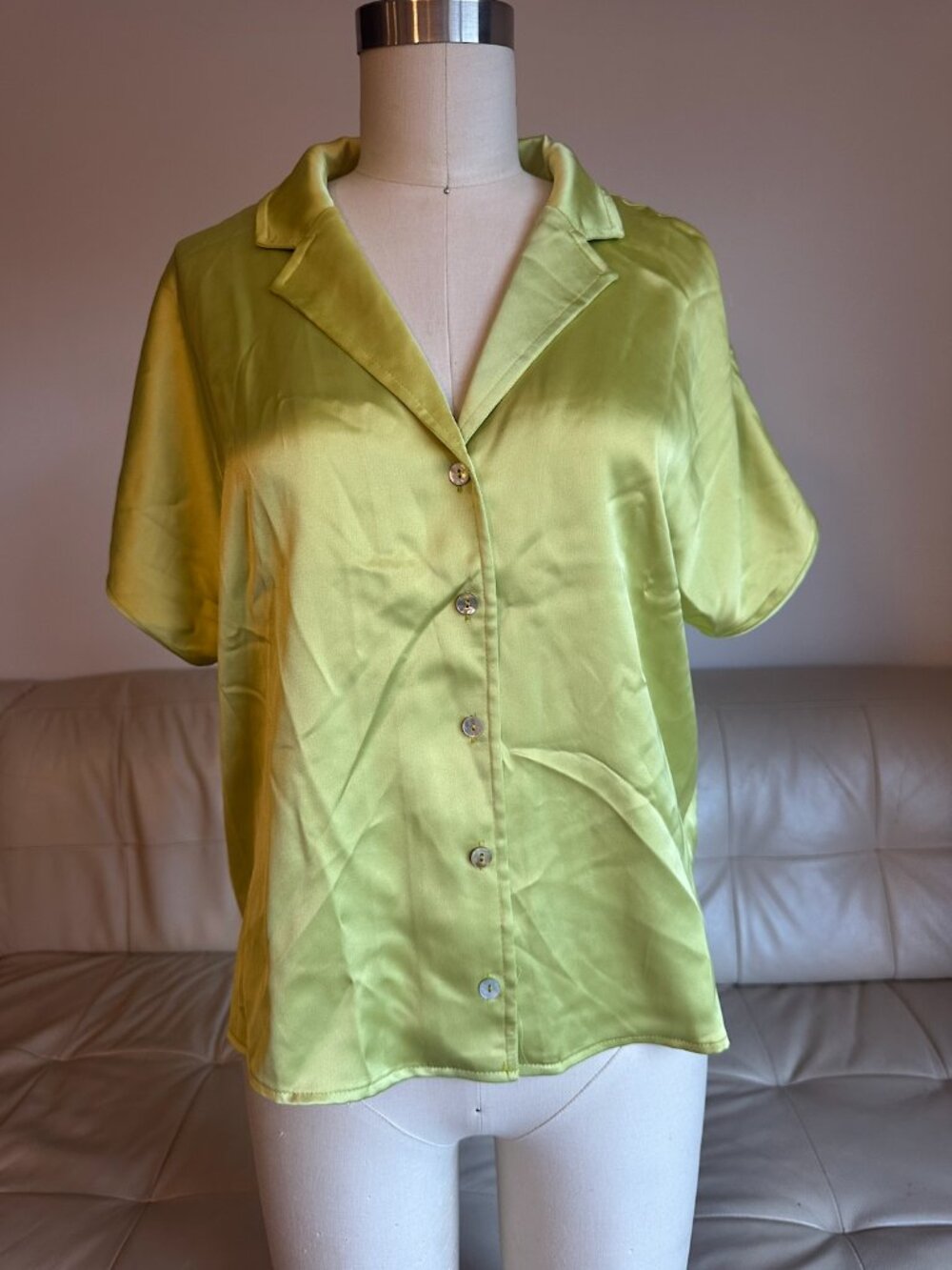 Rachel Zoe Top size L NWT